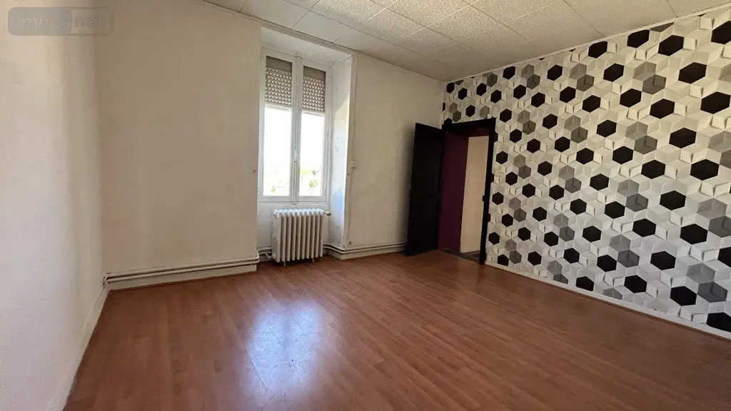 Maison a vendre La Roche-Neuville 53200 Mayenne 53 200 m2 8 pièces 150900 euros 028/2281 021