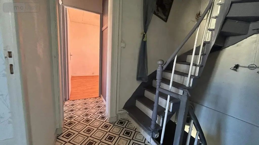 Maison a vendre La Roche-Neuville 53200 Mayenne 53 200 m2 8 pièces 150900 euros 028/2281 022