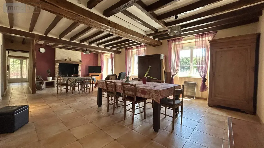 Maison a vendre Gennes-Longuefuye 53200 Mayenne 53 200 m2 10 pièces 332500 euros 028/2300 005