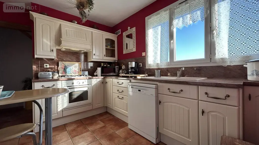 Maison a vendre Château-Gontier-sur-Mayenne 53200 Mayenne 53 76 m2 4 pièces 188200 euros 028/2336 004