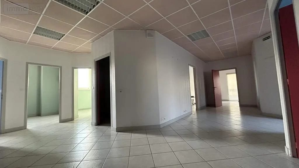 Maison a vendre Château-Gontier-sur-Mayenne 53200 Mayenne 53 360 m2 15 pièces 321900 euros 028/2345 006