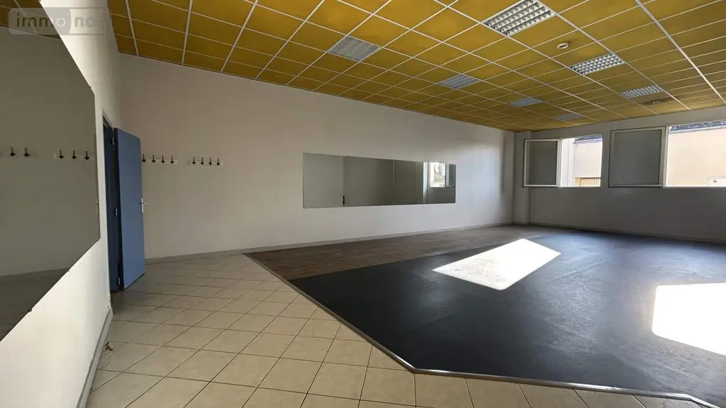 Fonds et murs commerciaux a vendre Château-Gontier-sur-Mayenne 53200 Mayenne 53 360 m2 15 pièces 321900 euros 028/2346 006