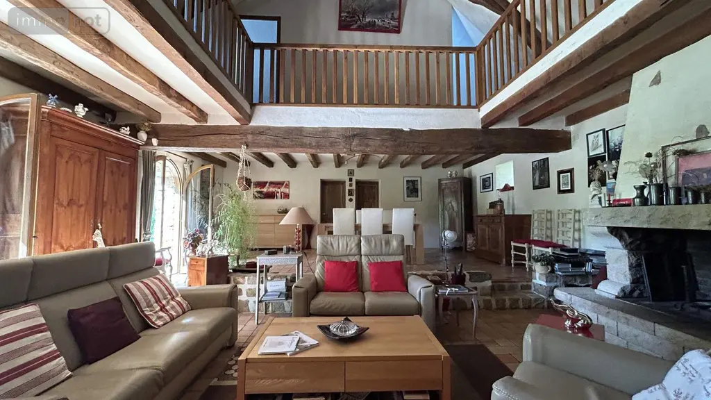 Maison a vendre La Roche-Neuville 53200 Mayenne 53 192 m2 7 pièces 372900 euros 028/2378 015