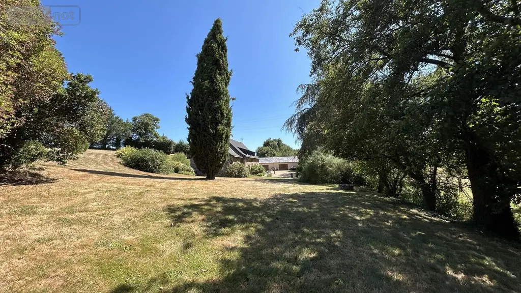 Maison a vendre Château-Gontier-sur-Mayenne 53200 Mayenne 53 192 m2 7 pièces 372900 euros 028/2379 010