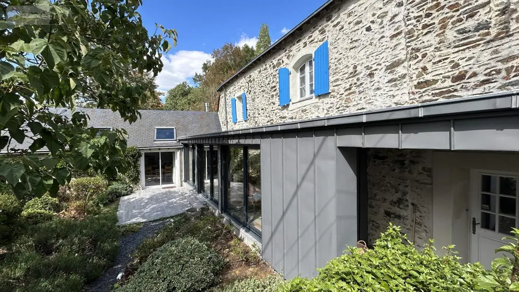 Maison a vendre Château-Gontier-sur-Mayenne 53200 Mayenne 53 200 m2 7 pièces 321900 euros 028/2380 003