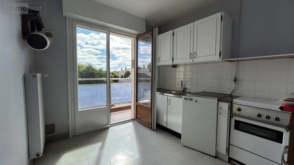 Appartement a vendre Château-Gontier-sur-Mayenne 53200 Mayenne 53 63 m2 3 pièces 125200 euros 028/2382 003