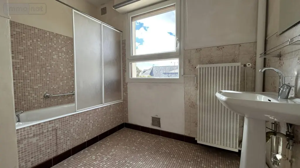 Appartement a vendre Château-Gontier-sur-Mayenne 53200 Mayenne 53 63 m2 3 pièces 125200 euros 028/2382 008