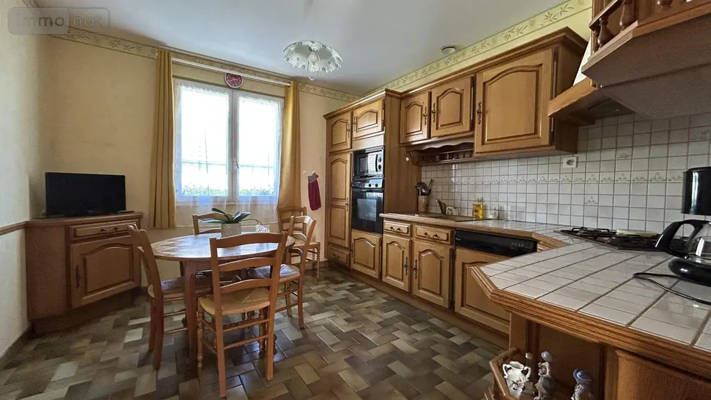 Maison a vendre Château-Gontier-sur-Mayenne 53200 Mayenne 53 103 m2 5 pièces 208900 euros 028/2385 004