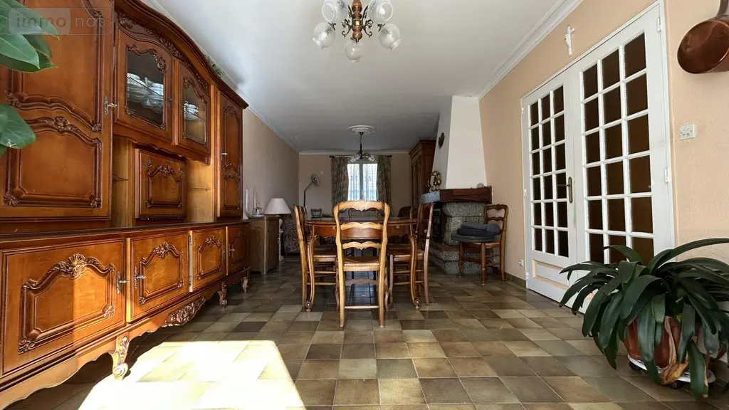 Maison a vendre Château-Gontier-sur-Mayenne 53200 Mayenne 53 103 m2 5 pièces 208900 euros 028/2385 006
