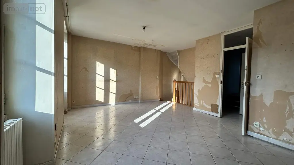 Maison a vendre Château-Gontier-sur-Mayenne 53200 Mayenne 53 120 m2 5 pièces 157200 euros 028/2389 004