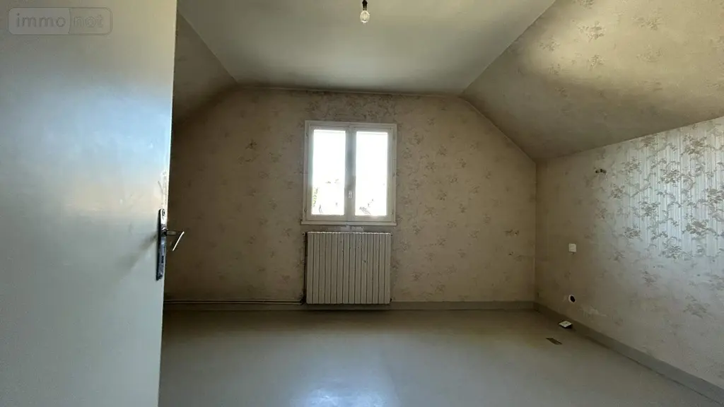 Maison a vendre Château-Gontier-sur-Mayenne 53200 Mayenne 53 120 m2 5 pièces 157200 euros 028/2389 009