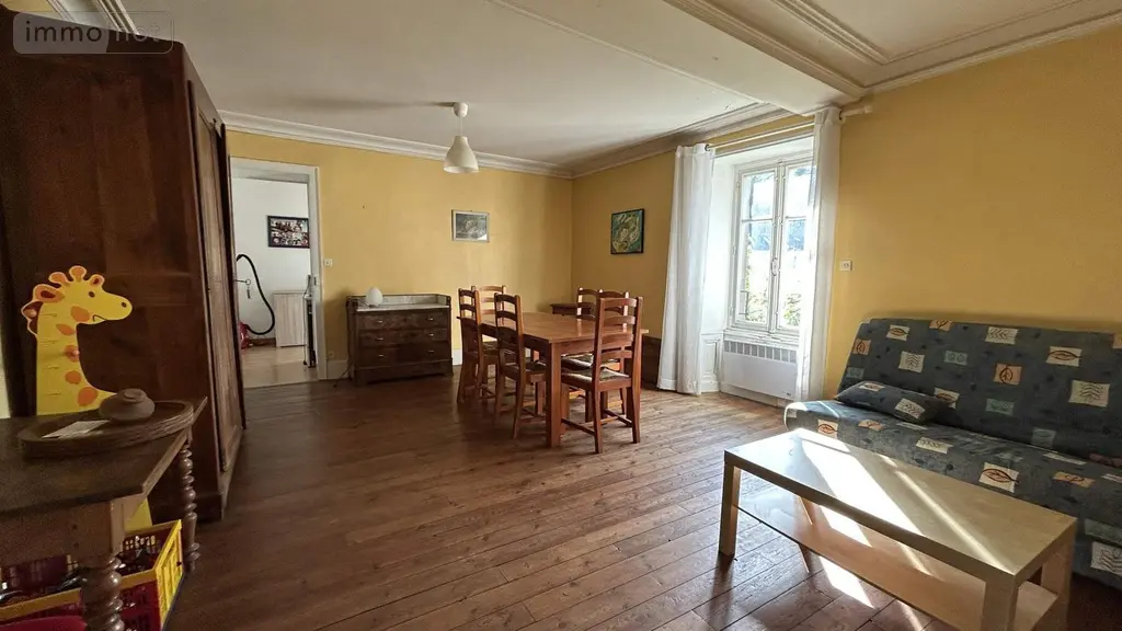 Immeuble de rapport a vendre Château-Gontier-sur-Mayenne 53200 Mayenne 53 127 m2 6 pièces 157500 euros 028/2394 002