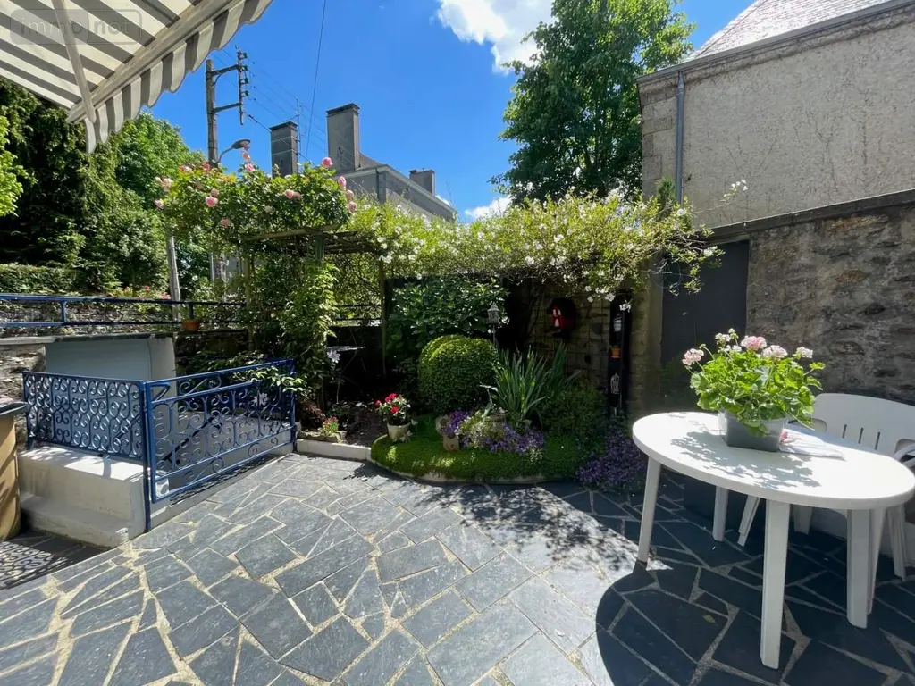Maison a vendre Mayenne 53100 Mayenne 53 105 m2 7 pièces 138985 euros 046/752 009