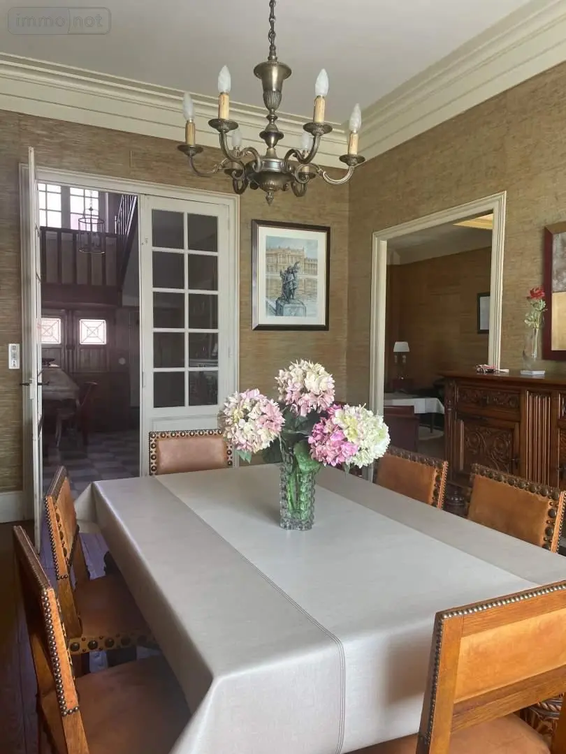 Maison a vendre Mayenne 53100 Mayenne 53 260 m2 13 pièces 372600 euros 046/811 017