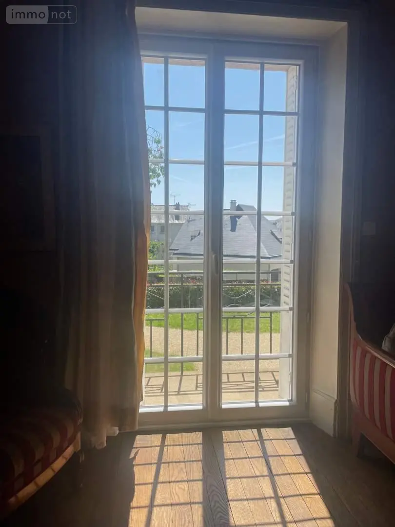 Maison a vendre Mayenne 53100 Mayenne 53 260 m2 13 pièces 372600 euros 046/811 018