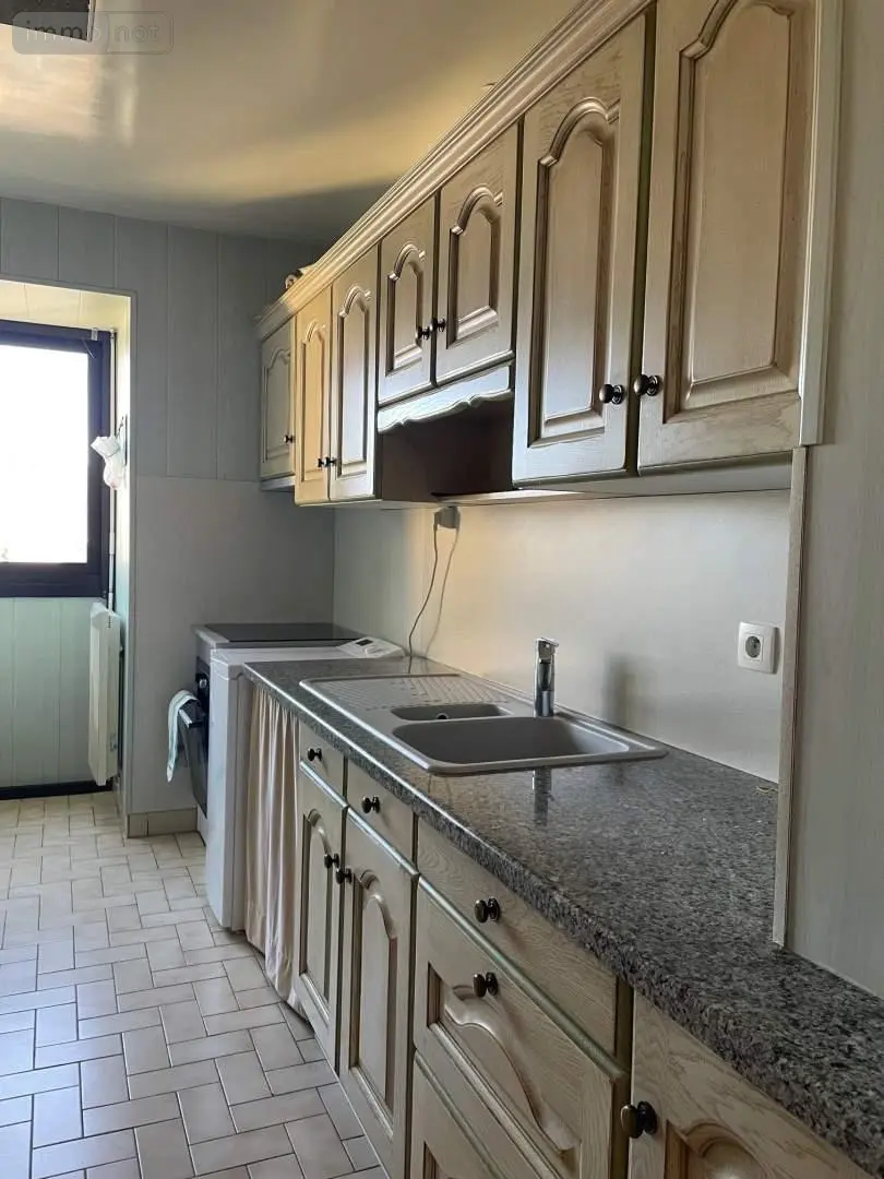 Appartement a vendre Mayenne 53100 Mayenne 53 79 m2 5 pièces 150480 euros 046/853 002
