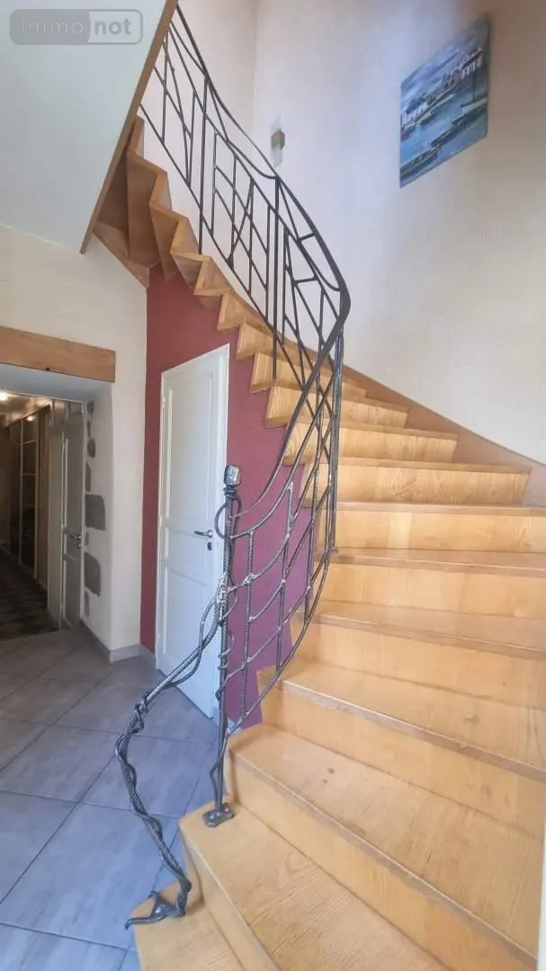 Maison a vendre Mayenne 53100 Mayenne 53 339 m2 11 pièces 290920 euros 046/892 005