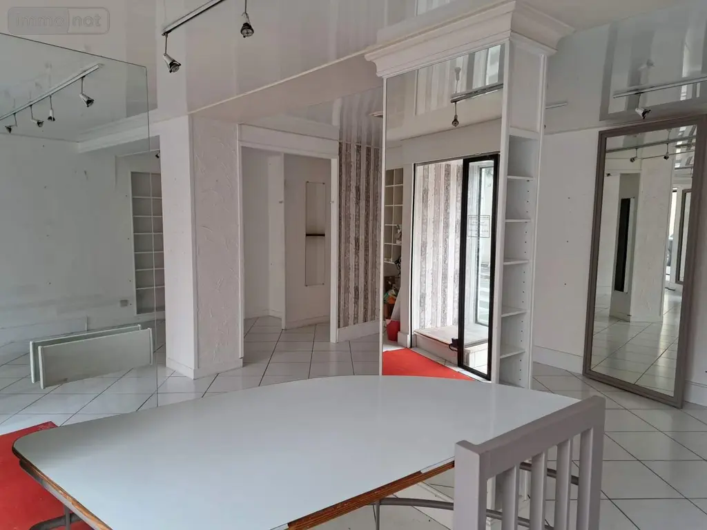 Fonds et murs commerciaux a vendre Craon 53400 Mayenne 53 100 m2 3 pièces 73720 euros 076/2681-CO/GRI 003