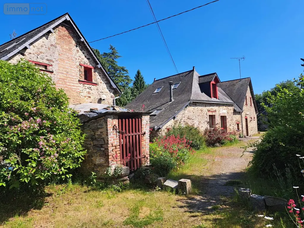 Propriete a vendre Livré-la-Touche 53400 Mayenne 53 320 m2 11 pièces 363800 euros 076/2711-GIL 020