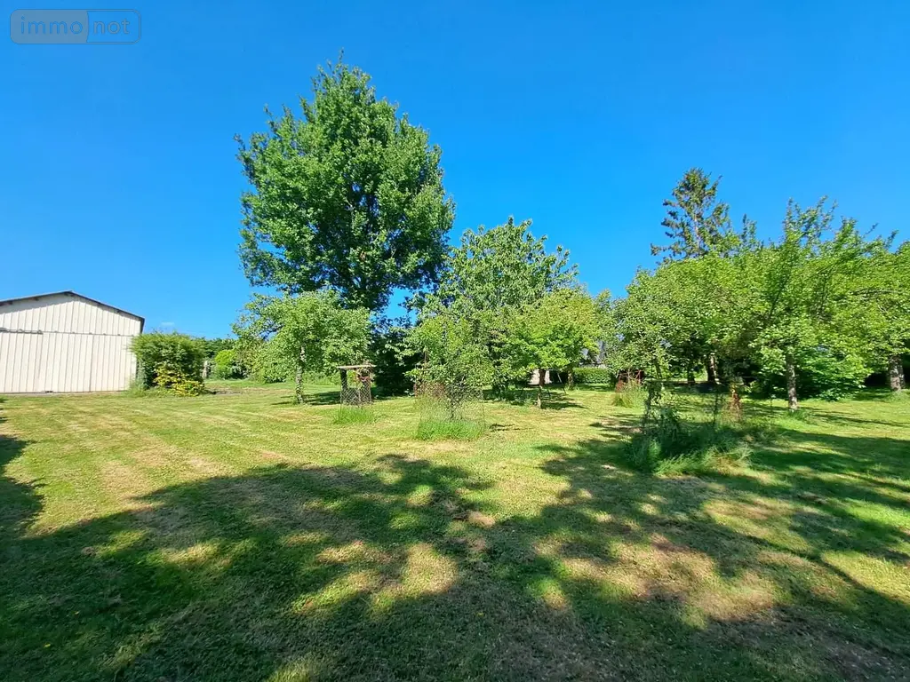 Propriete a vendre Livré-la-Touche 53400 Mayenne 53 320 m2 11 pièces 363800 euros 076/2711-GIL 021