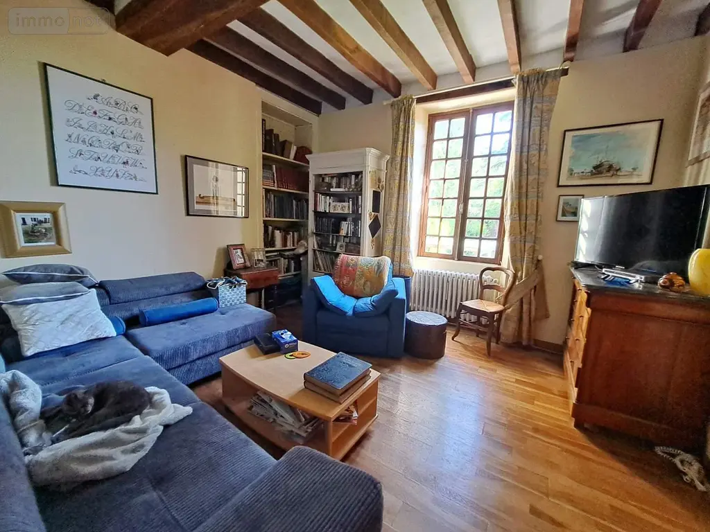 Propriete a vendre Livré-la-Touche 53400 Mayenne 53 320 m2 11 pièces 363800 euros 076/2711-GIL 003