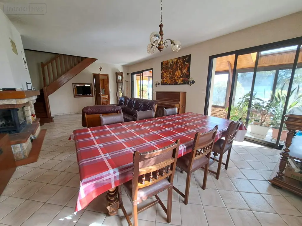 Maison a vendre Ballots 53350 Mayenne 53 135 m2 7 pièces 249840 euros 076/2725-FER 004