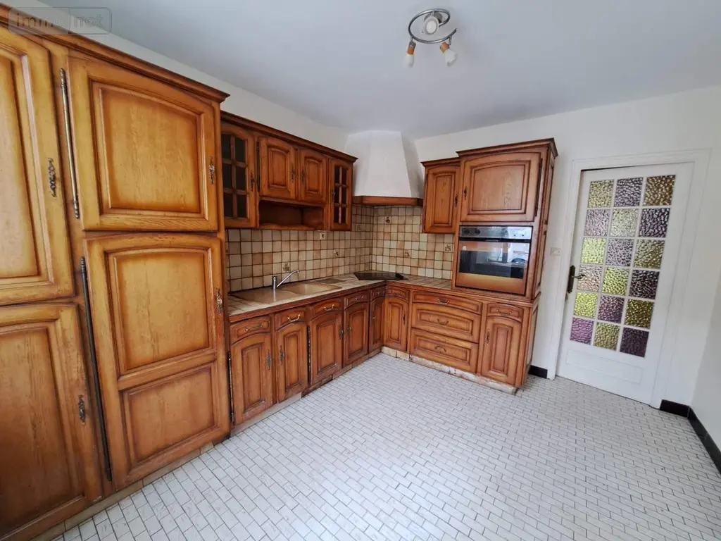 Maison a vendre Livré-la-Touche 53400 Mayenne 53 124 m2 6 pièces 125520 euros 076/2765-MOR 003