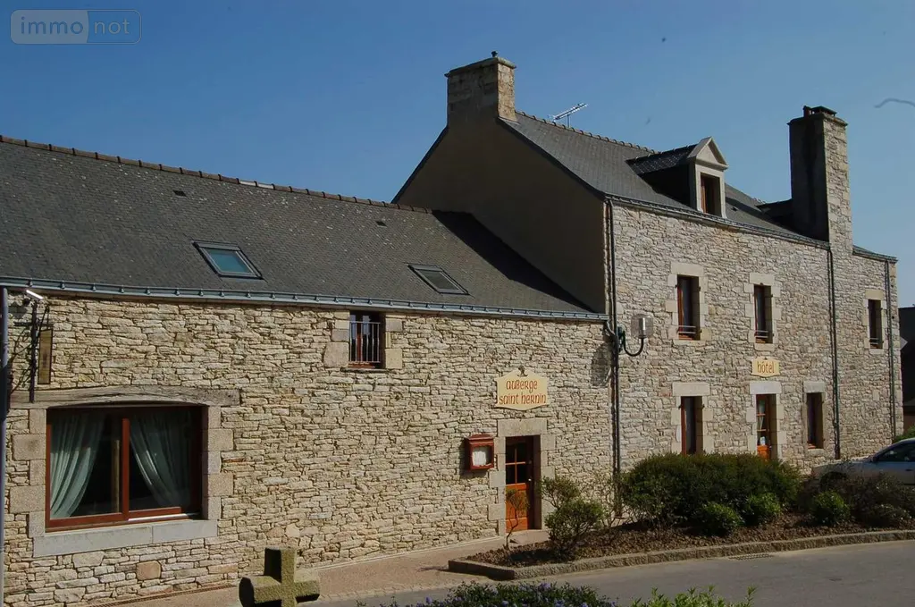 Fonds et murs commerciaux a vendre Pluherlin 56220 Morbihan 56 377 m2 13 pièces 988000 euros 152d 002