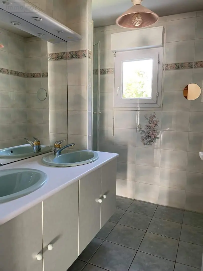 Appartement a vendre Vannes 56000 Morbihan 56 77 m2 4 pièces 260000 euros 73a 009