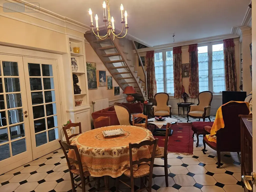 Maison a vendre La Chartre-sur-le-Loir 72340 Sarthe 72 295 m2 17 pièces 388500 euros 129925 003