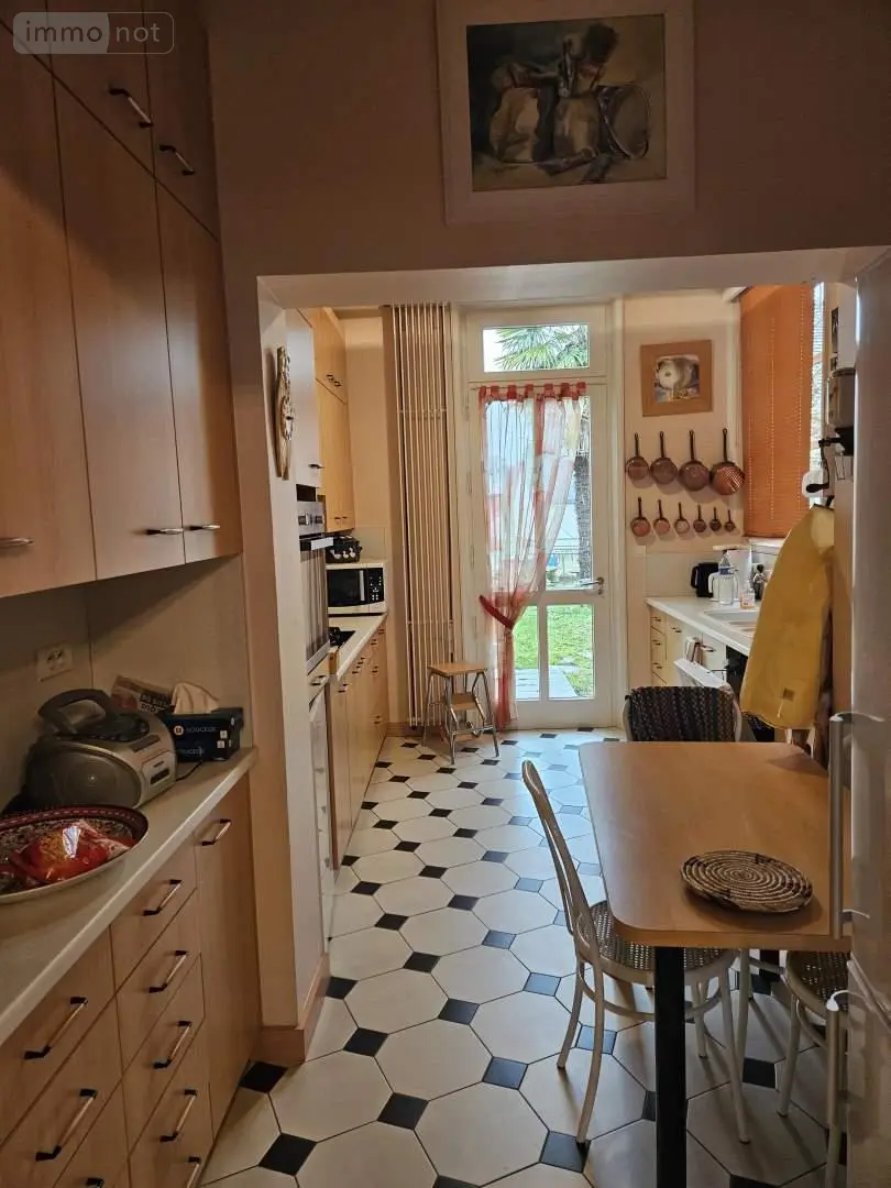 Maison a vendre La Chartre-sur-le-Loir 72340 Sarthe 72 295 m2 17 pièces 388500 euros 129925 005