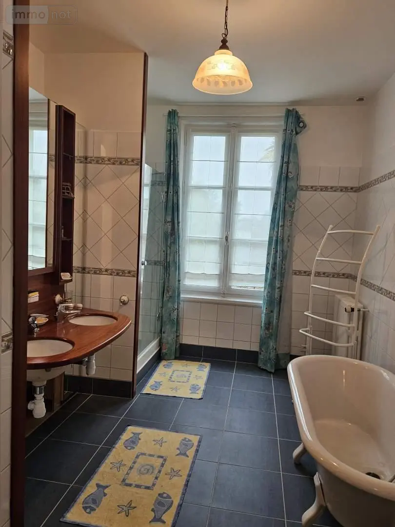 Maison a vendre La Chartre-sur-le-Loir 72340 Sarthe 72 295 m2 17 pièces 388500 euros 129925 008