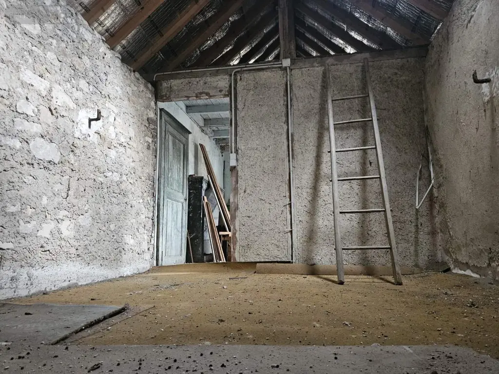 Divers a vendre Montval-sur-Loir 72500 Sarthe 72 210 m2 28500 euros 106935 007