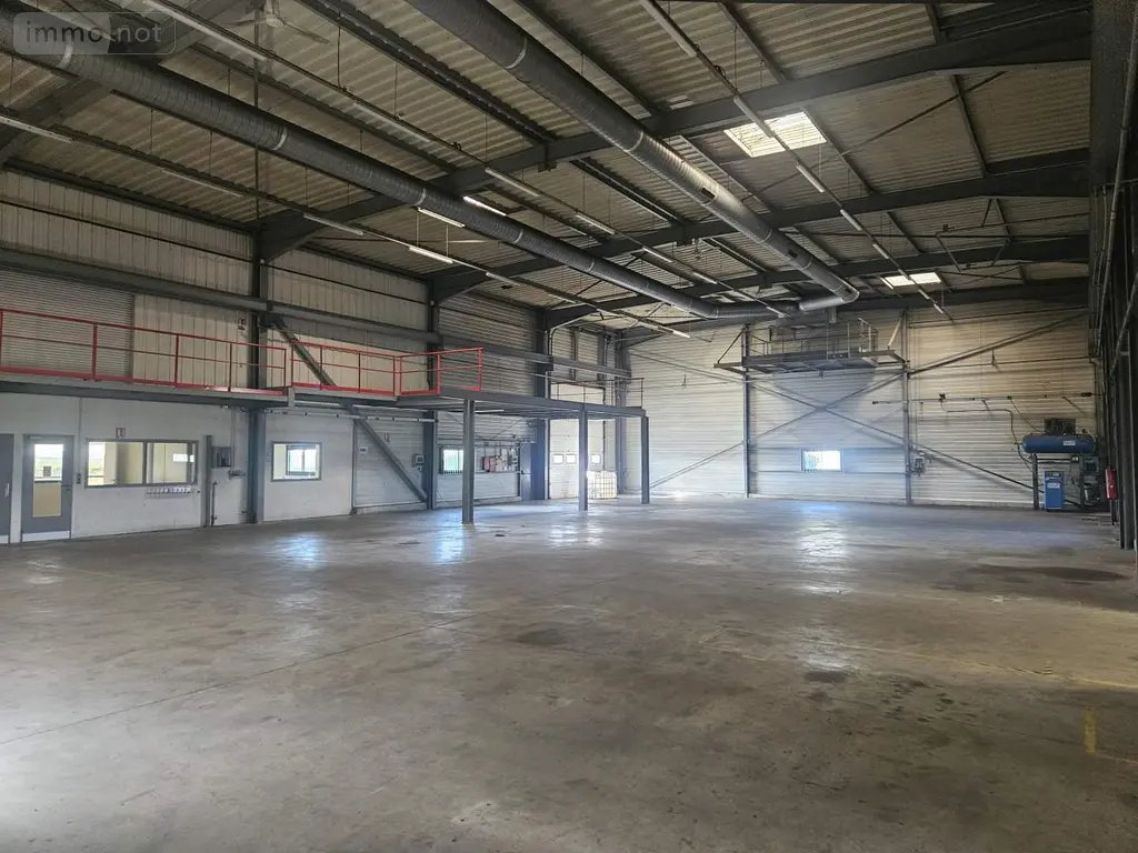 Location fonds et murs commerciaux Saint-Paterne-Racan 37370 Indre-et-Loire 37 1170 m2 4 pièces 5000 euros 132265 003