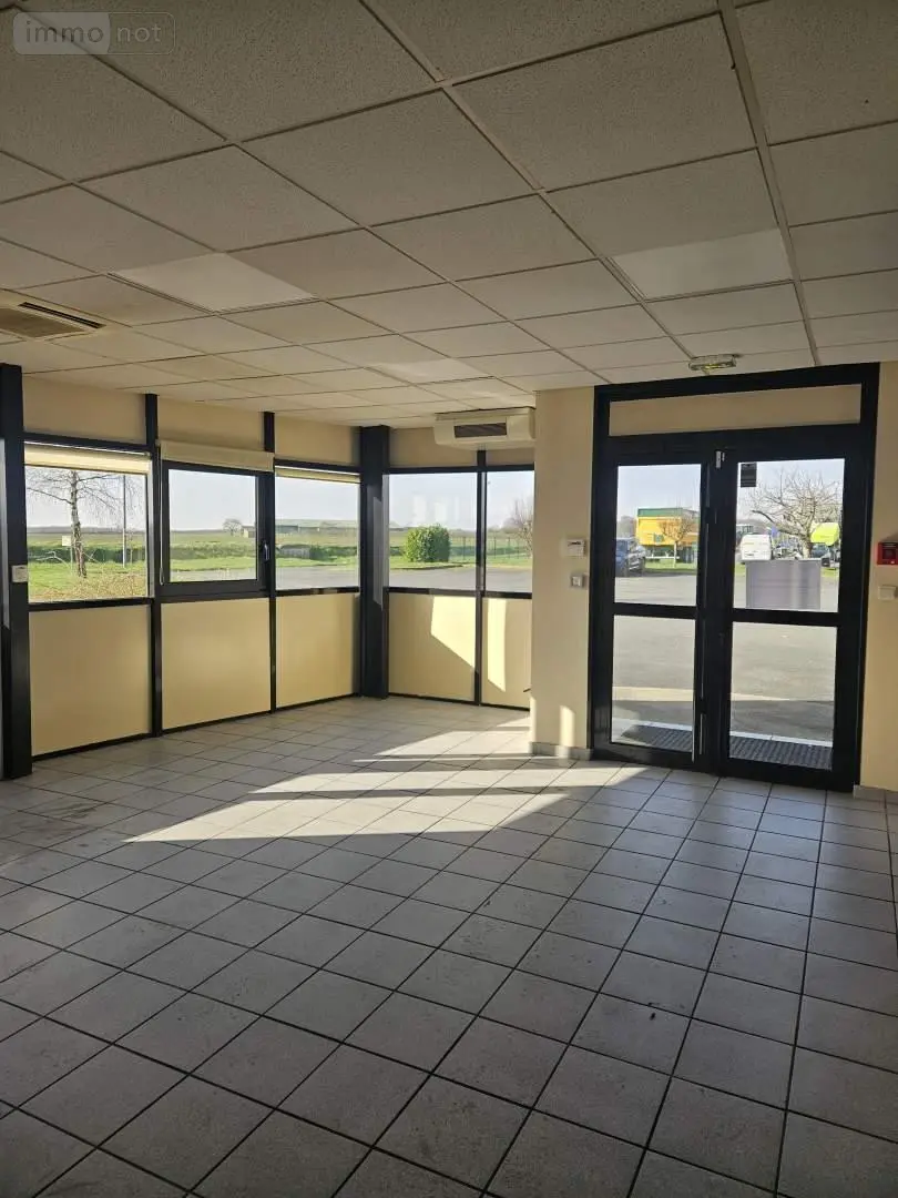 Location fonds et murs commerciaux Saint-Paterne-Racan 37370 Indre-et-Loire 37 1170 m2 4 pièces 5000 euros 132265 007