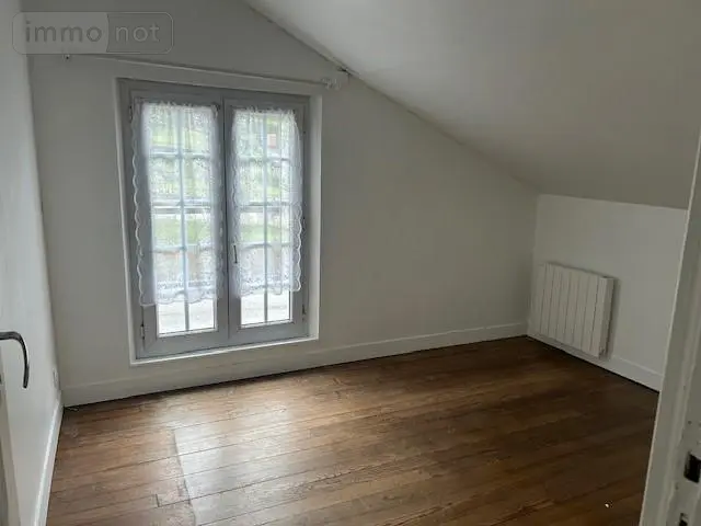 Location maison Saint-Saëns 76680 Seine-Maritime 76 31 m2 2 pièces 510 euros 016/2818/MAV 002