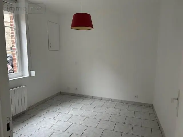 Location appartement Saint-Saëns 76680 Seine-Maritime 76 36 m2 2 pièces 510 euros 016/2820/MA 002