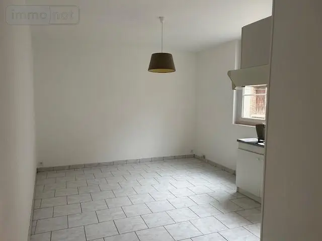 Location appartement Saint-Saëns 76680 Seine-Maritime 76 36 m2 2 pièces 510 euros 016/2820/MA 004