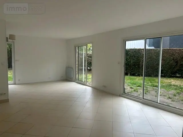 Location maison Isneauville 76230 Seine-Maritime 76 119 m2 6 pièces 1350 euros 016/3072/SA 005
