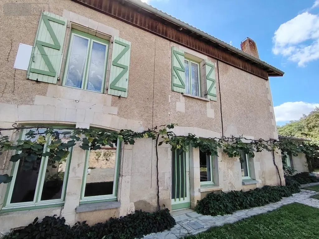 Maison a vendre Saint-Benoît 86280 Vienne 86 129 m2 5 pièces 273000 euros 018/1013 010
