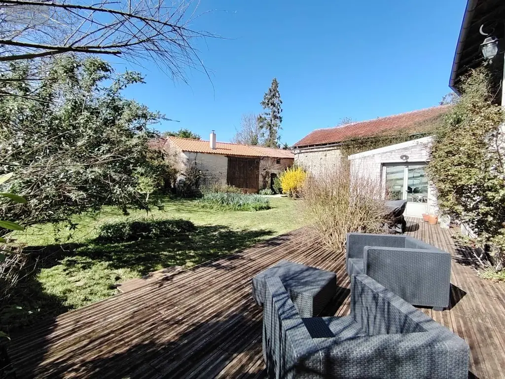 Maison a vendre Neuville-de-Poitou 86170 Vienne 86 191 m2 5 pièces 285000 euros 018/1033 004