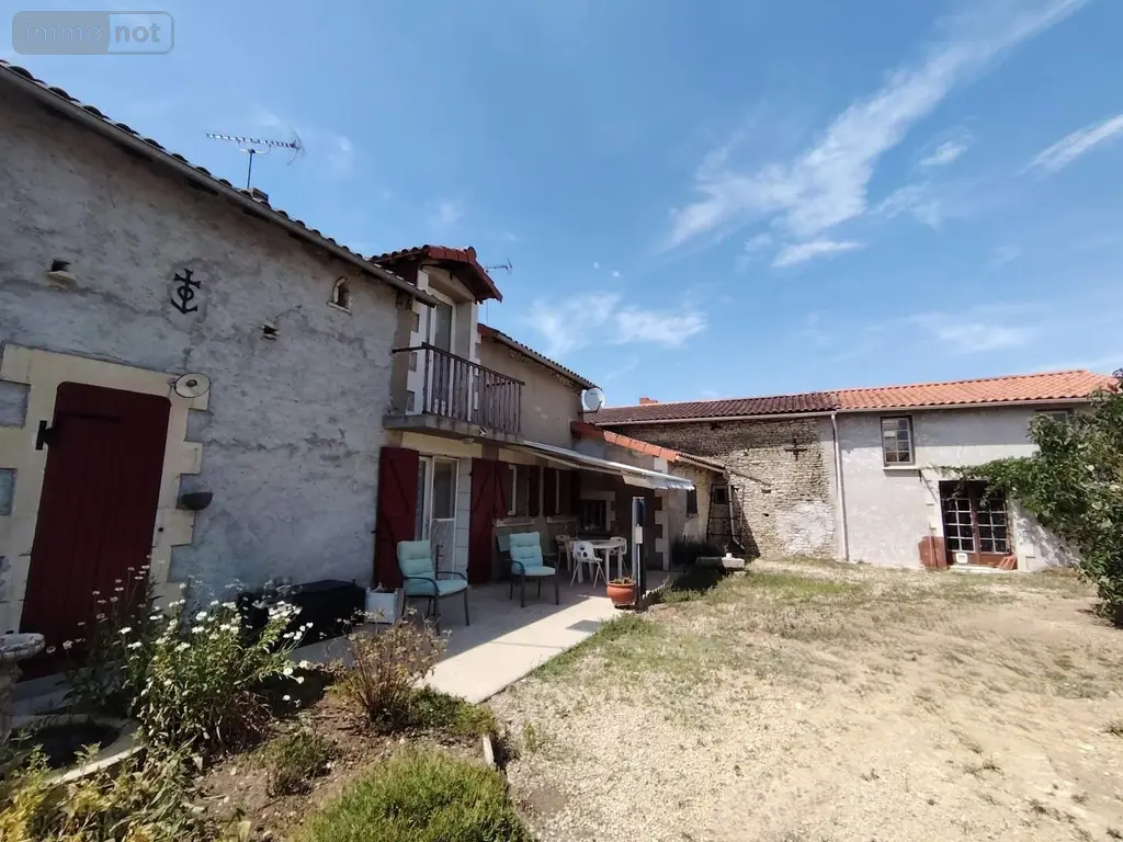 Maison a vendre Cuhon 86110 Vienne 86 150 m2 4 pièces 179900 euros 018/1037 002
