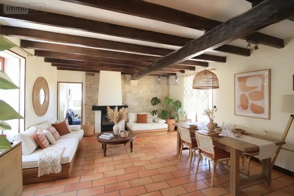 Maison a vendre Vouillé 86190 Vienne 86 196 m2 6 pièces 385000 euros V1991 002