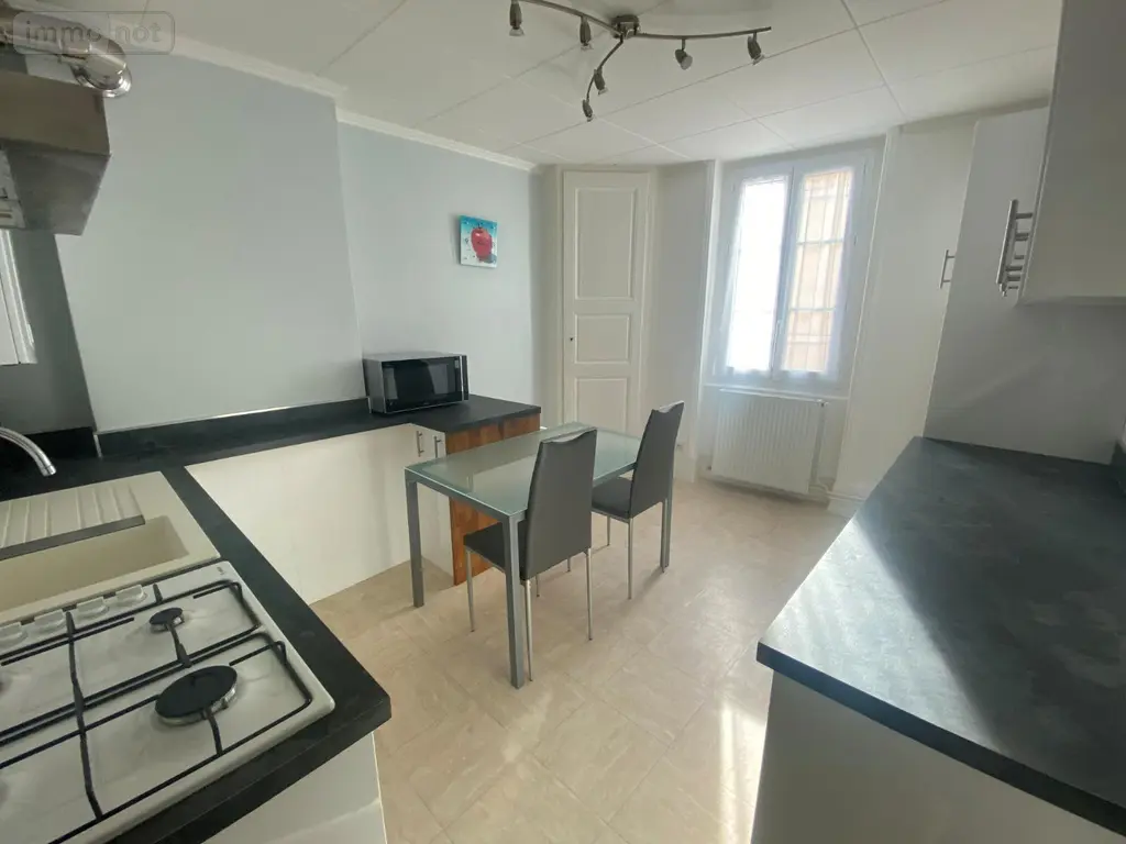 Location appartement Cluny 71250 Saône-et-Loire 71 58 m2 2 pièces 707 euros l800225611 004