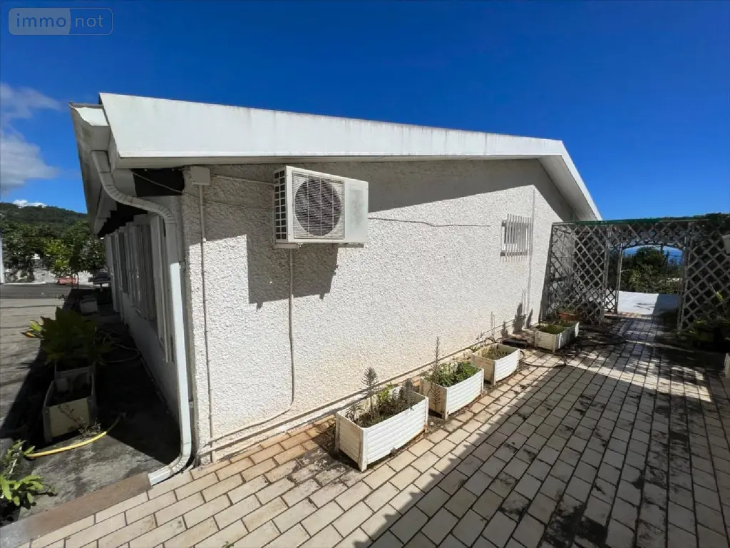 Maison a vendre La-Montagne 97417 La Réunion 974 149 m2 6 pièces 398000 euros 97405-1047377 022