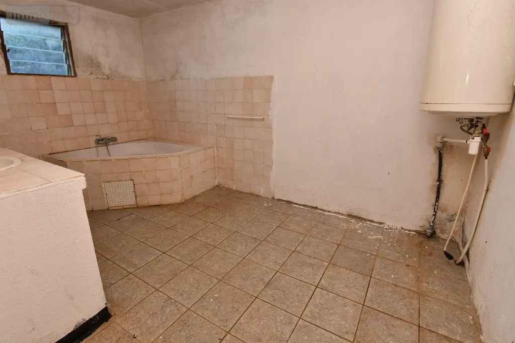 Maison a vendre Entre-Deux 97414 La Réunion 974 131 m2 5 pièces 254200 euros 97405-970747 016