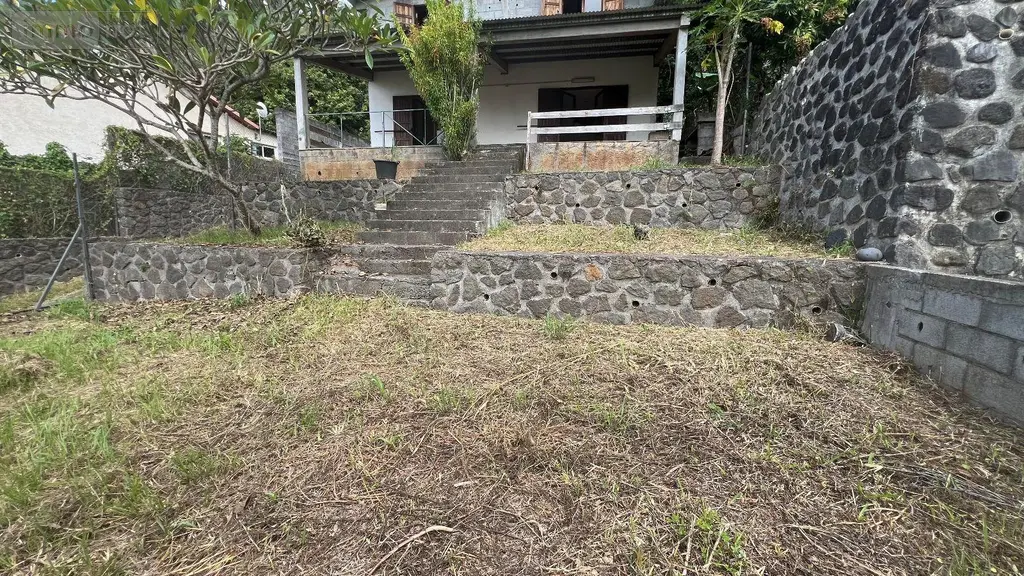 Maison a vendre Entre-Deux 97414 La Réunion 974 131 m2 5 pièces 254200 euros 97405-970747 009
