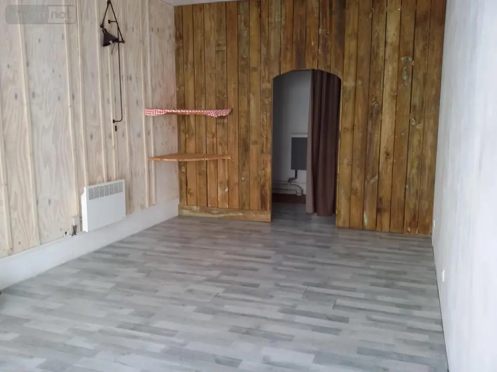 Location fonds et murs commerciaux Orbec 14290 Calvados 14 32 m2 380 euros 14058-L4 001
