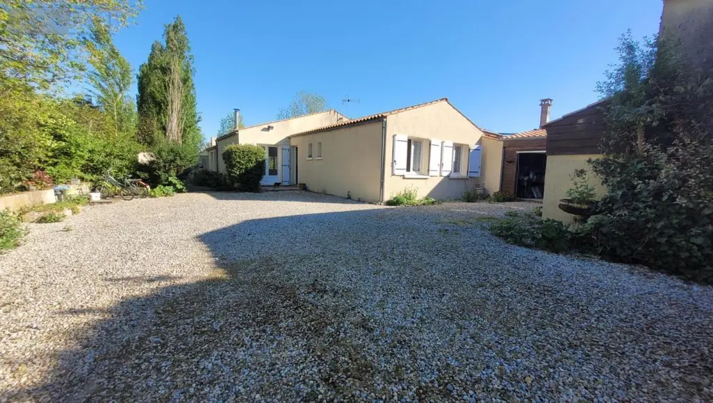 Maison a vendre Marans 17230 Charente-Maritime 17 143 m2 5 pièces 280800 euros 17015-522 002