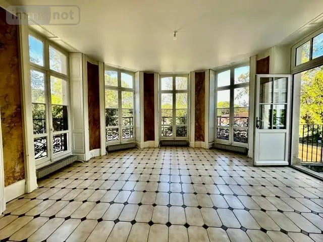 Maison a vendre Angers 49100 Maine-et-Loire 49 250 m2 9 pièces 550200 euros 49009-1424 003